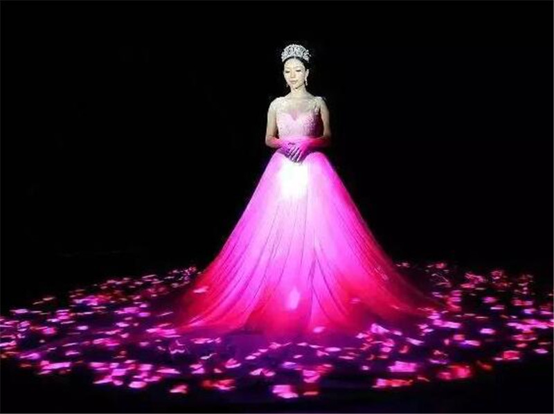 婚纱投影 (2).jpg